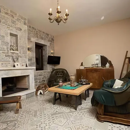 Armenopetra View Apartment